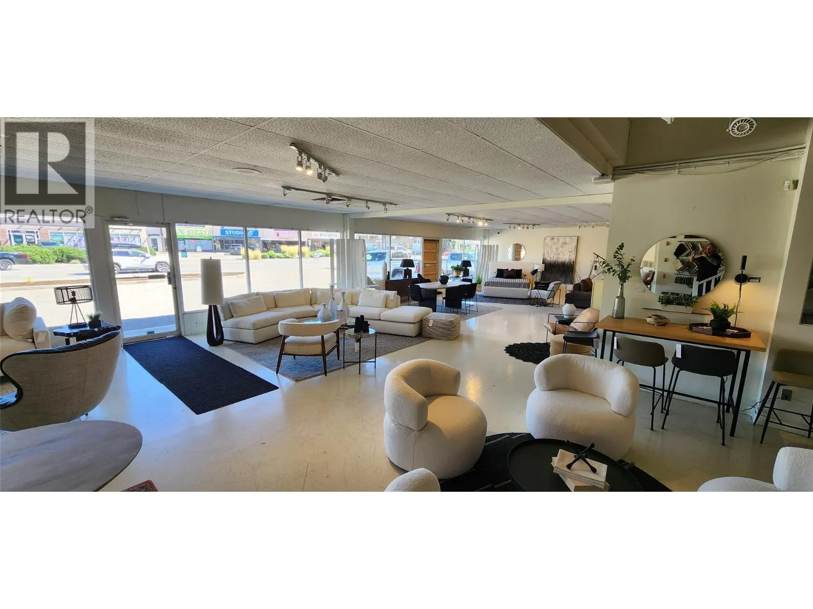 310 Banks Road Unit# 3