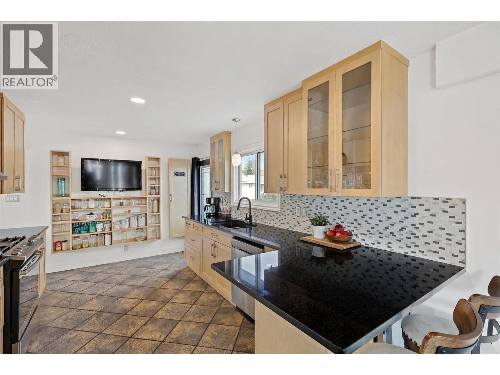 1278 Kimberley Crescent