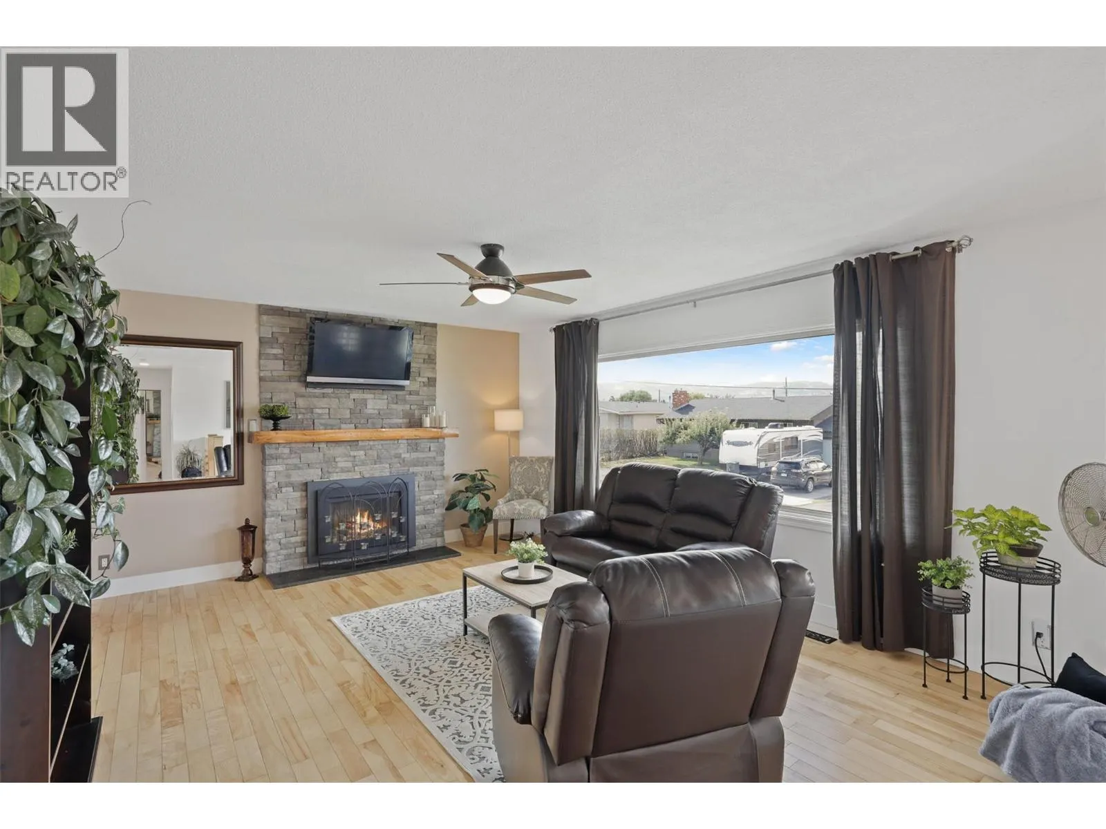 1278 Kimberley Crescent
