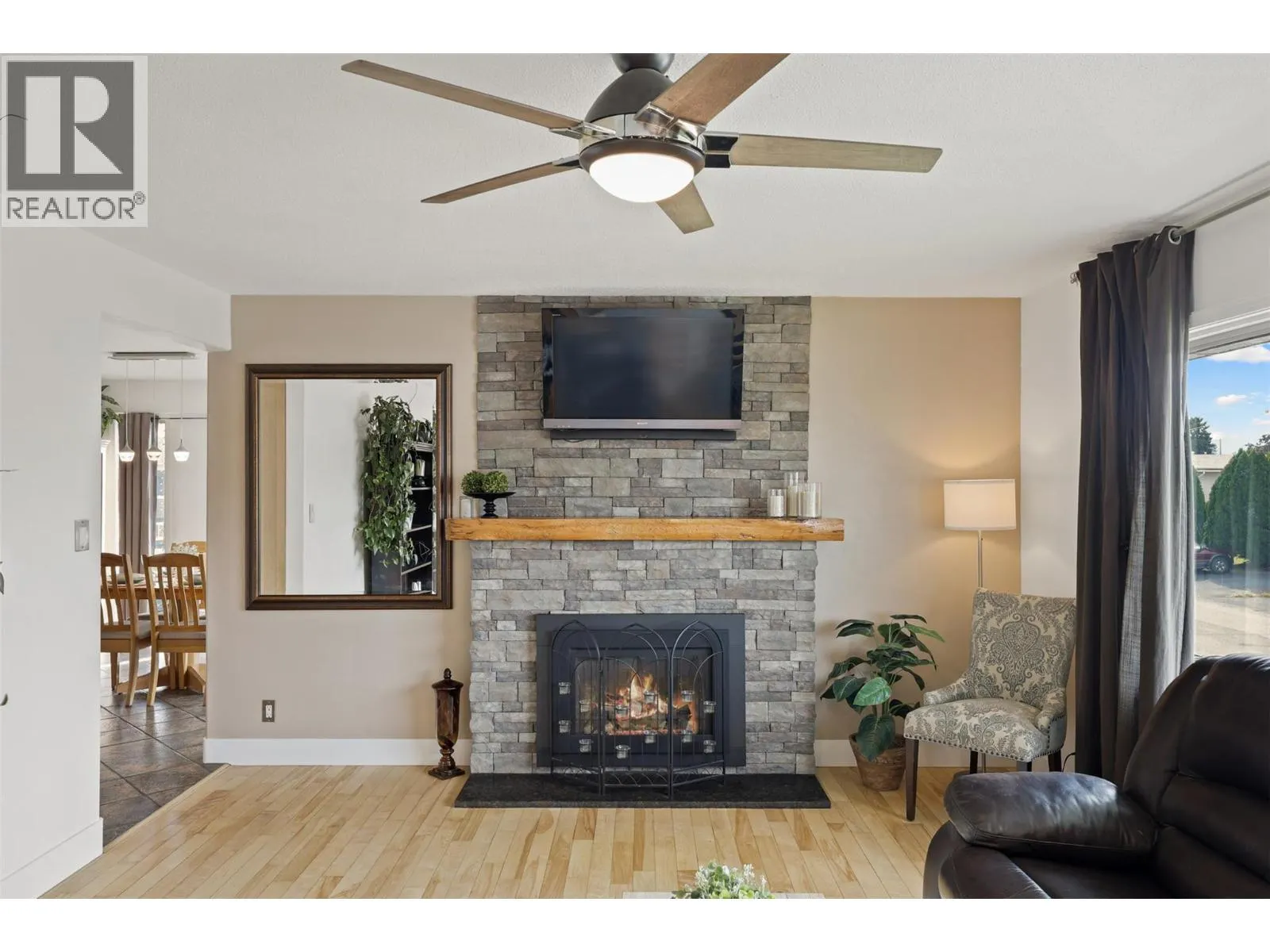 1278 Kimberley Crescent
