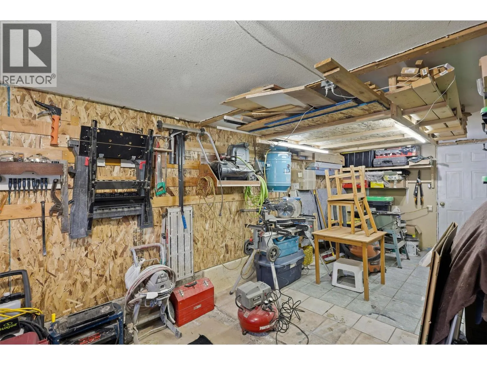 1278 Kimberley Crescent