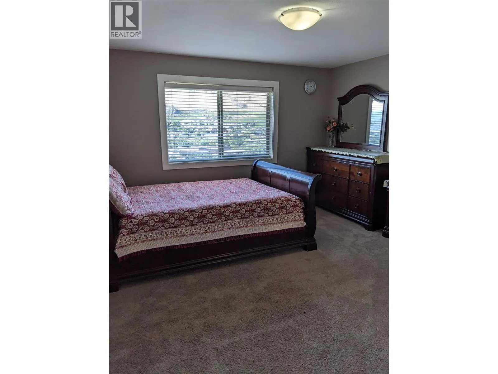 4425 Bellevue Drive