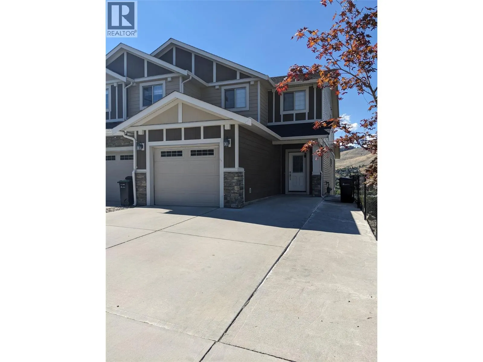4425 Bellevue Drive