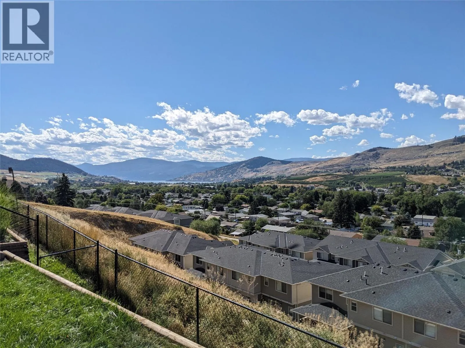 4425 Bellevue Drive