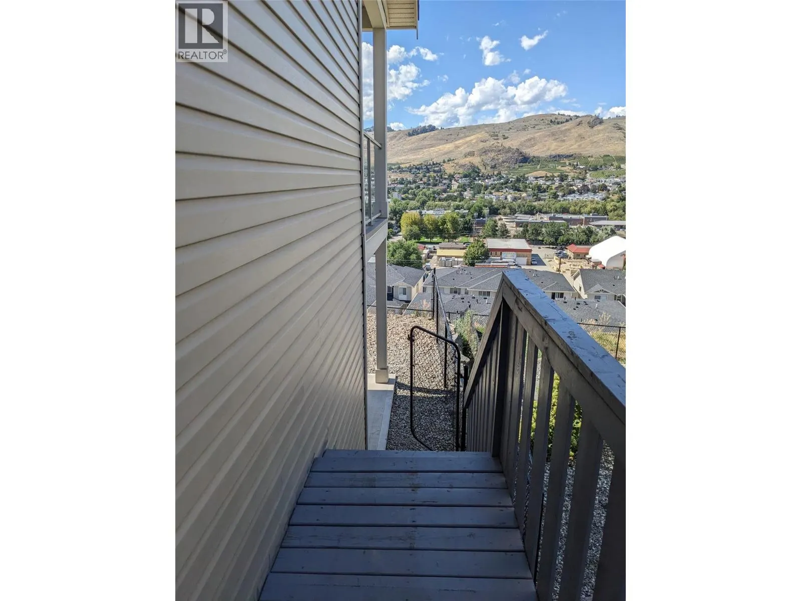 4425 Bellevue Drive