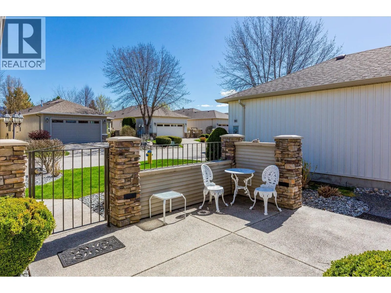 2365 Stillingfleet Road Unit# 384