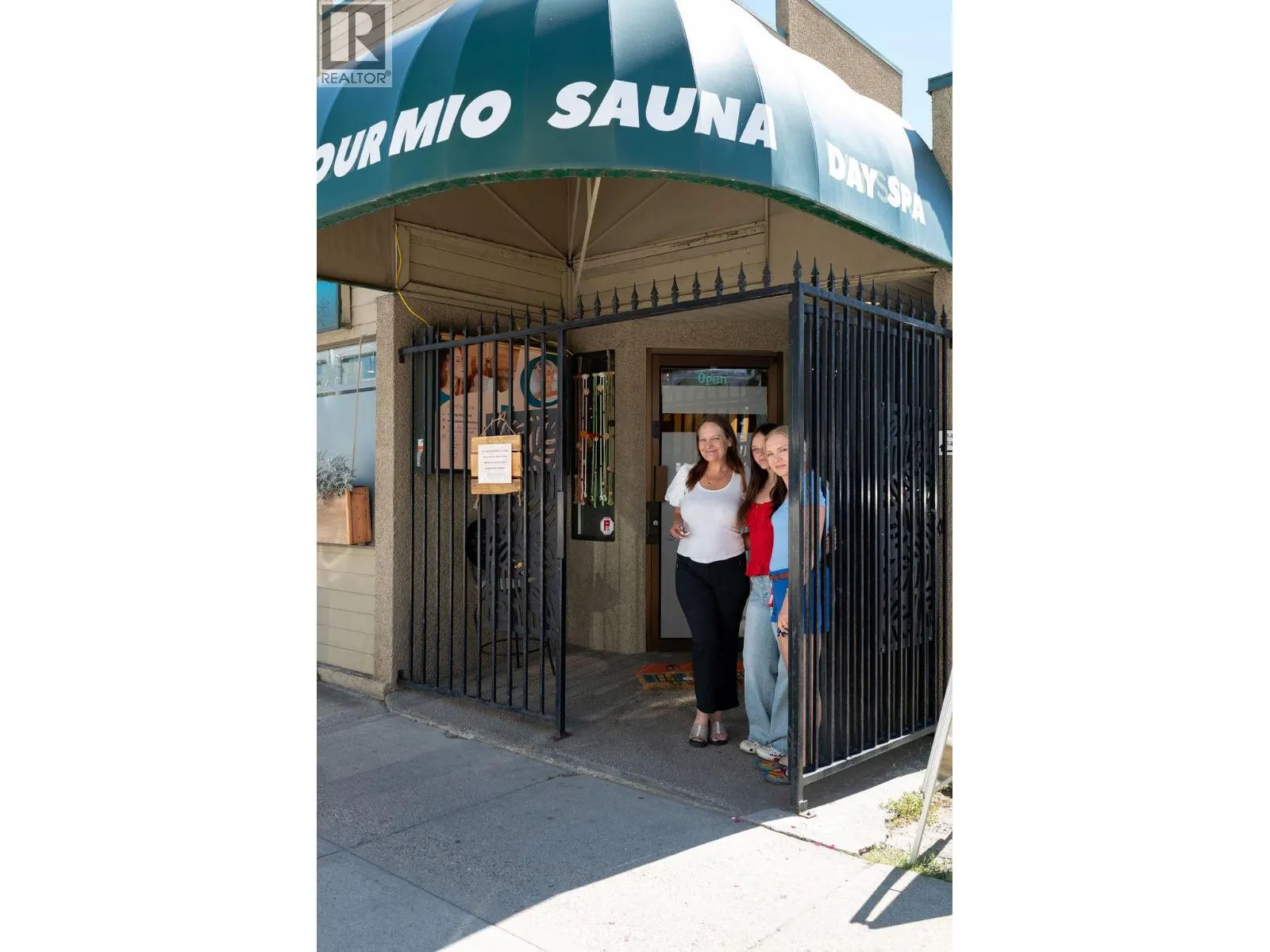 545 Lawrence Avenue Unit# 101A