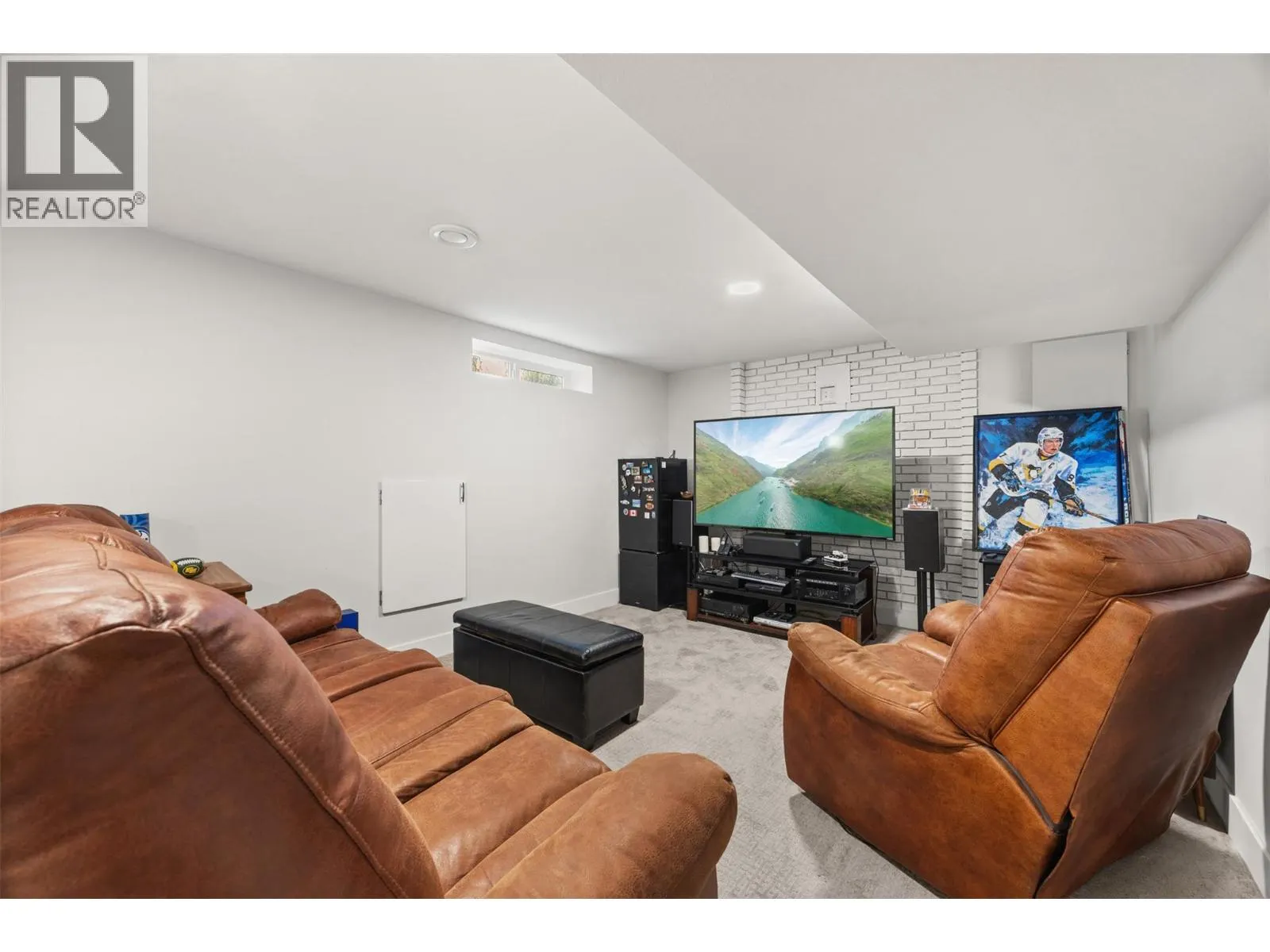 1255 Rio Drive