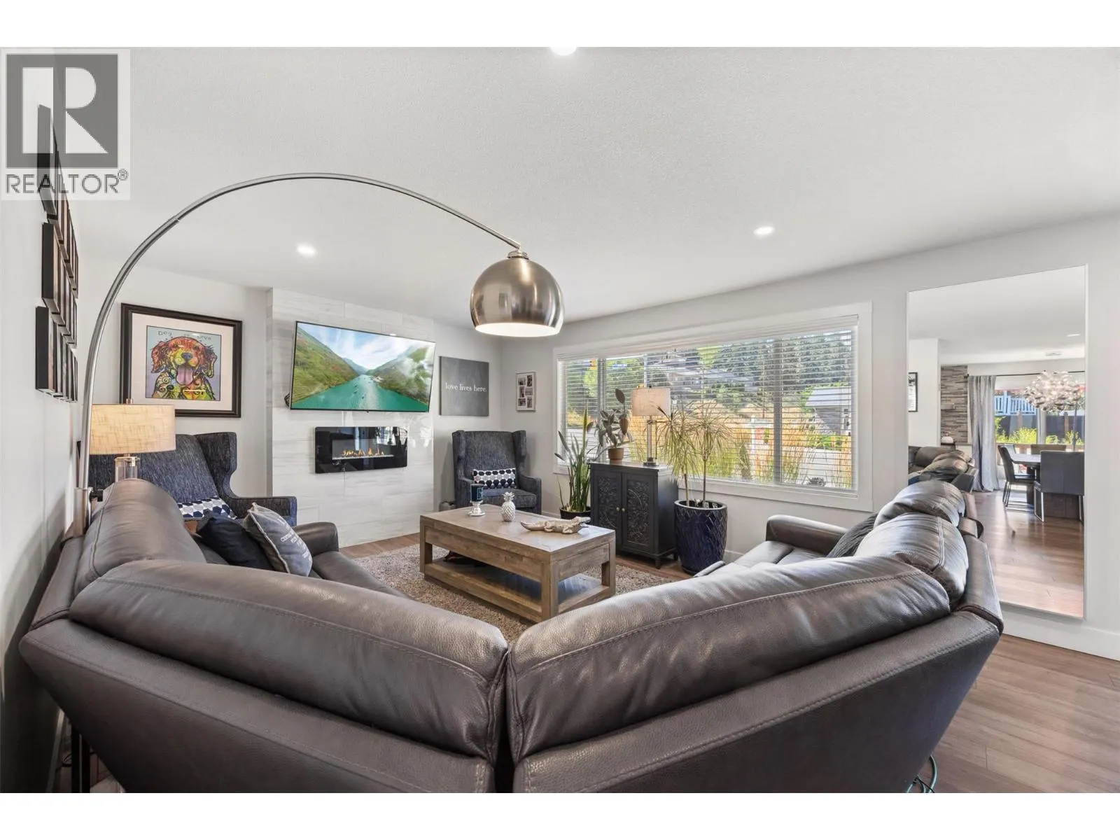 1255 Rio Drive