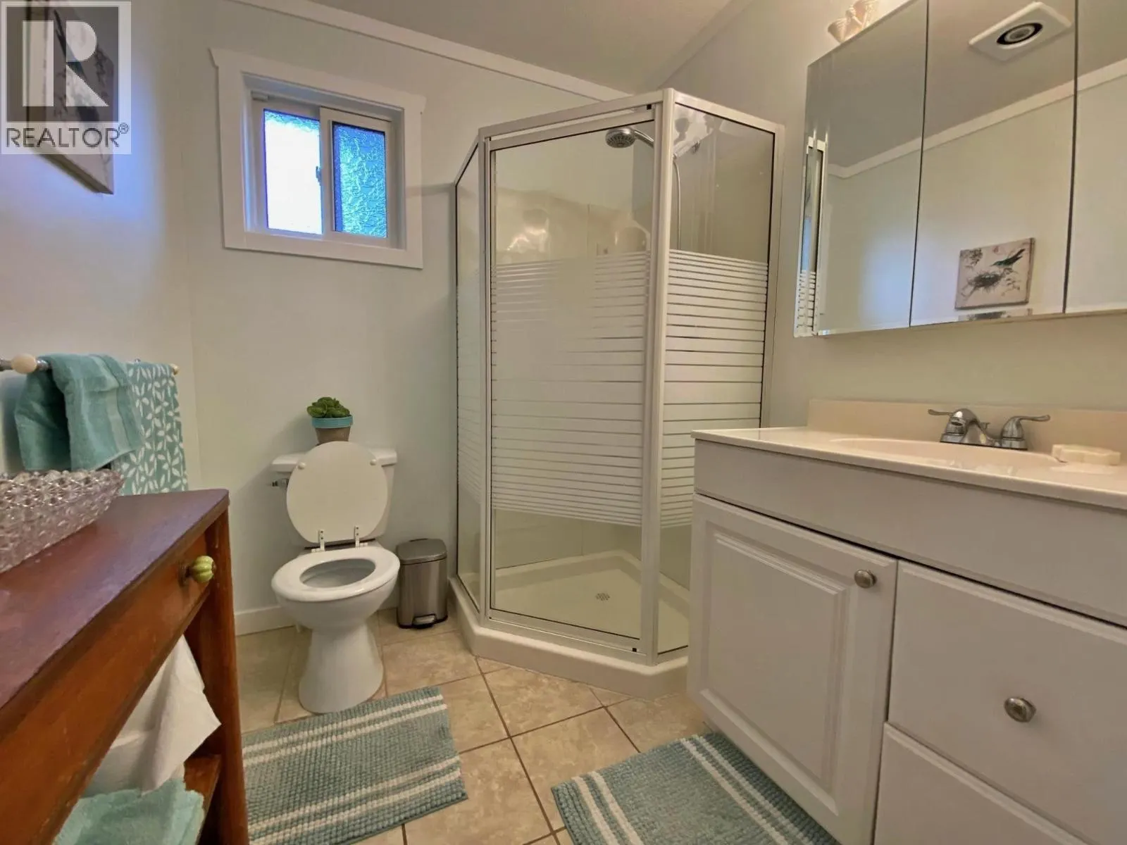 5472 AGATE BAY Road