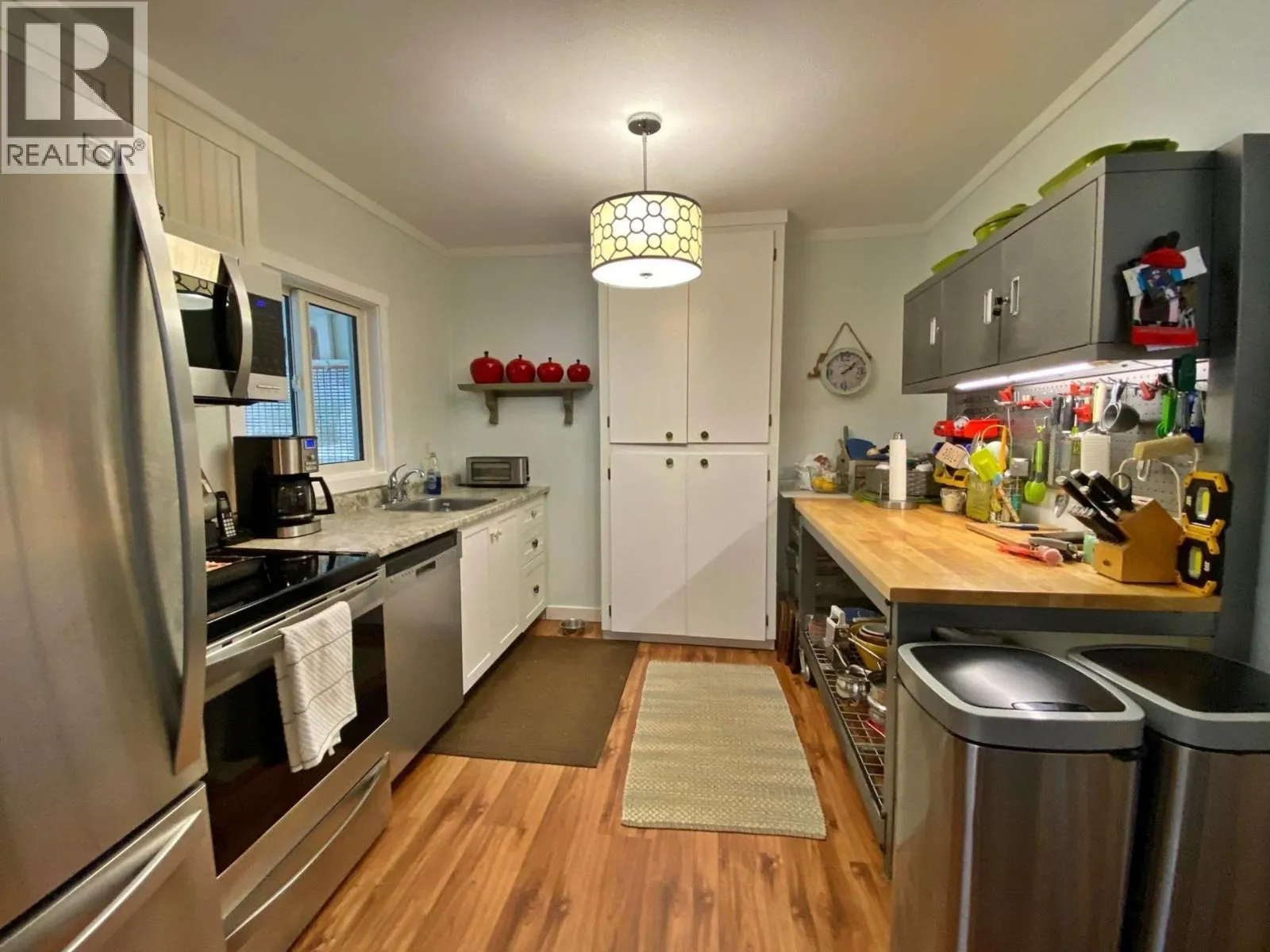 5472 AGATE BAY Road
