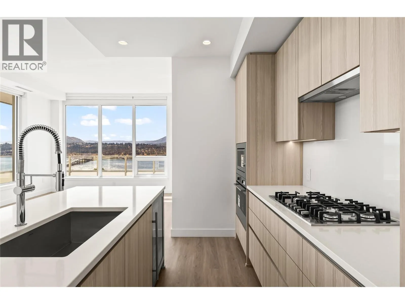 238 Leon Avenue Unit# 2107