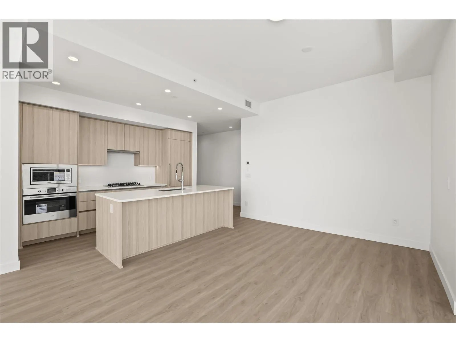 238 Leon Avenue Unit# 2107