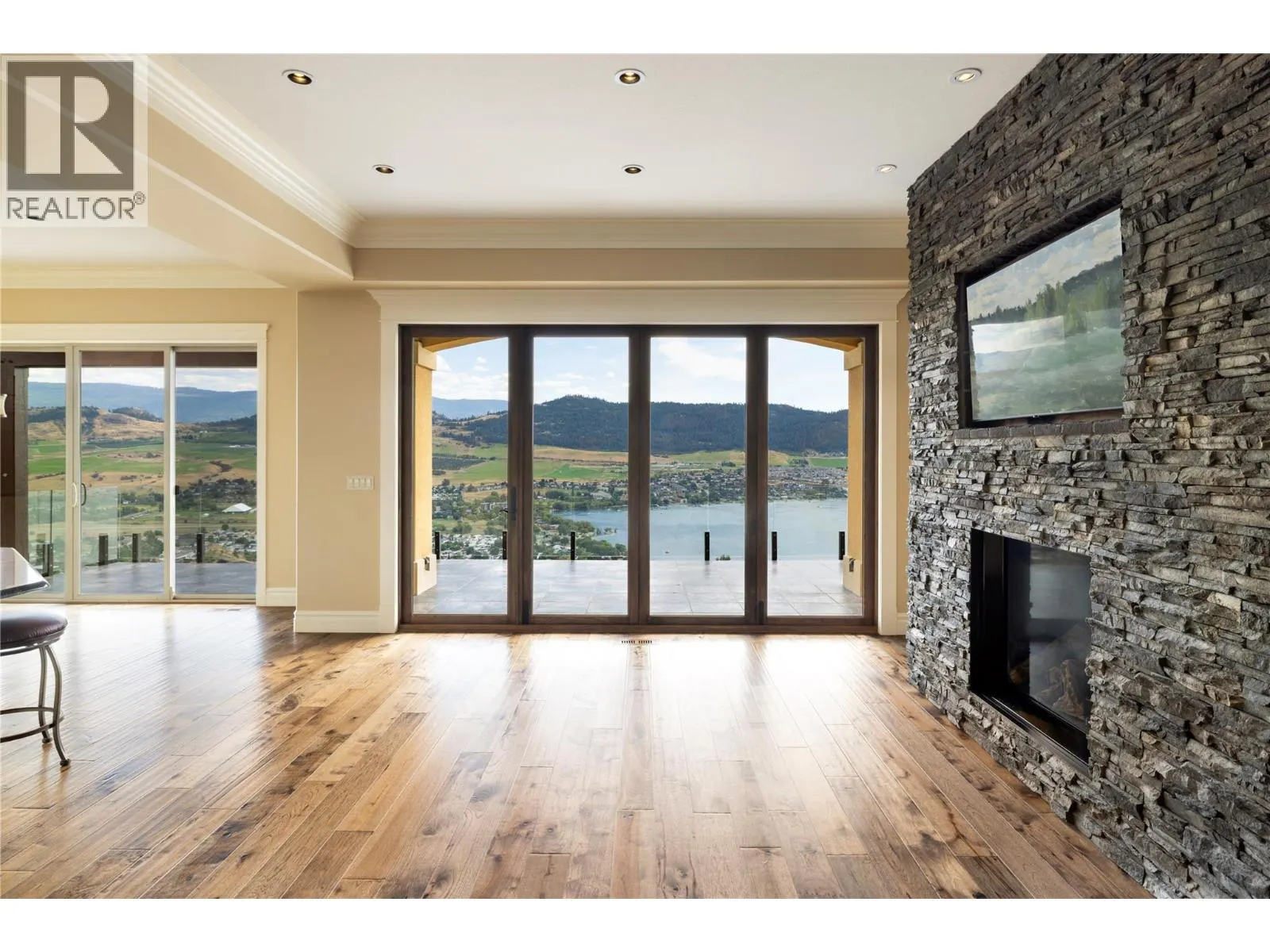 108 Vineyard Way