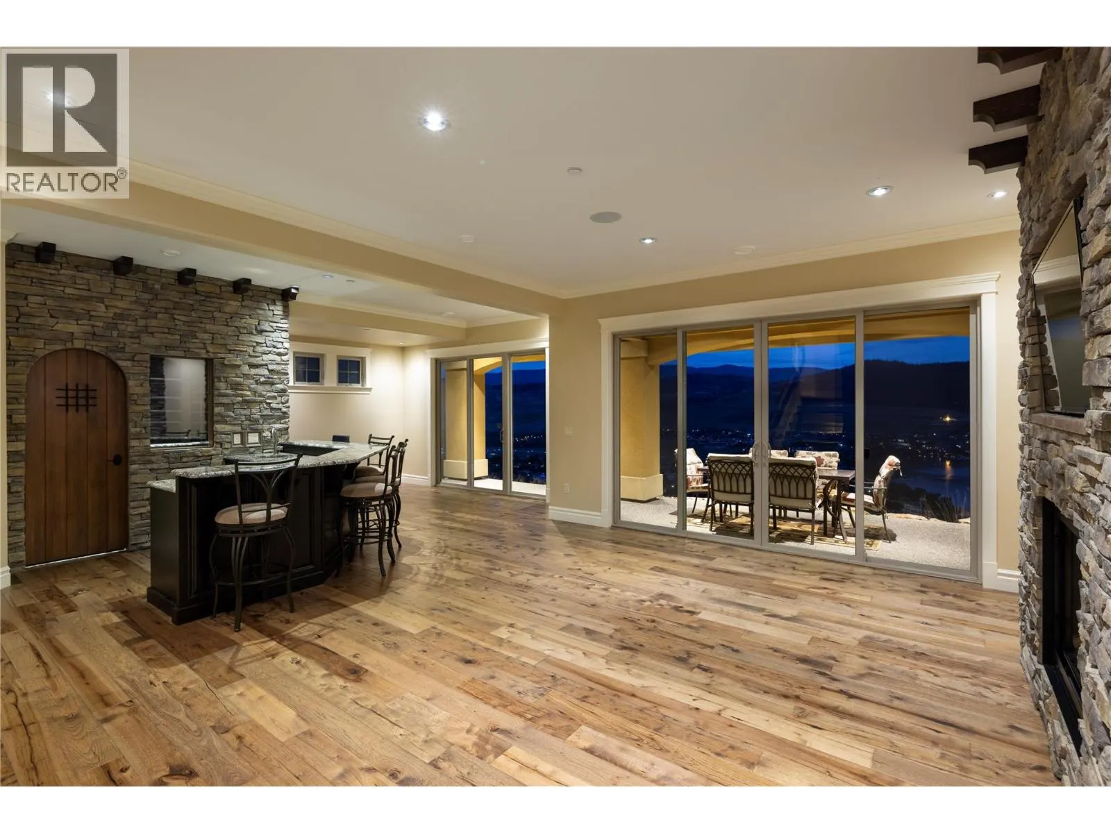108 Vineyard Way