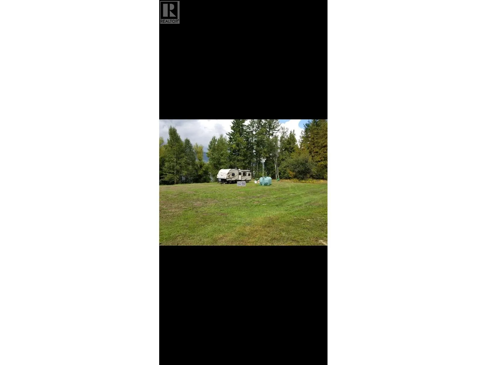 Lot 3 Queest S (Willow Shores) Beach