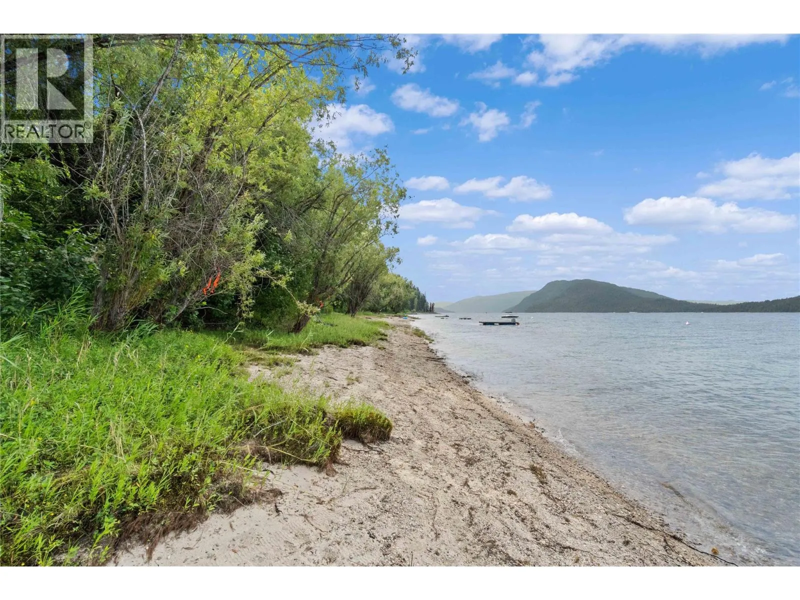 Lot 3 Queest S (Willow Shores) Beach