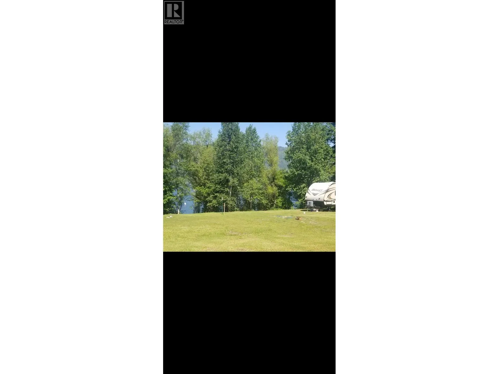 Lot 3 Queest S (Willow Shores) Beach