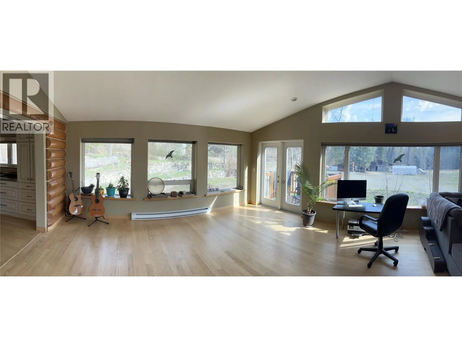 3815 33 Highway