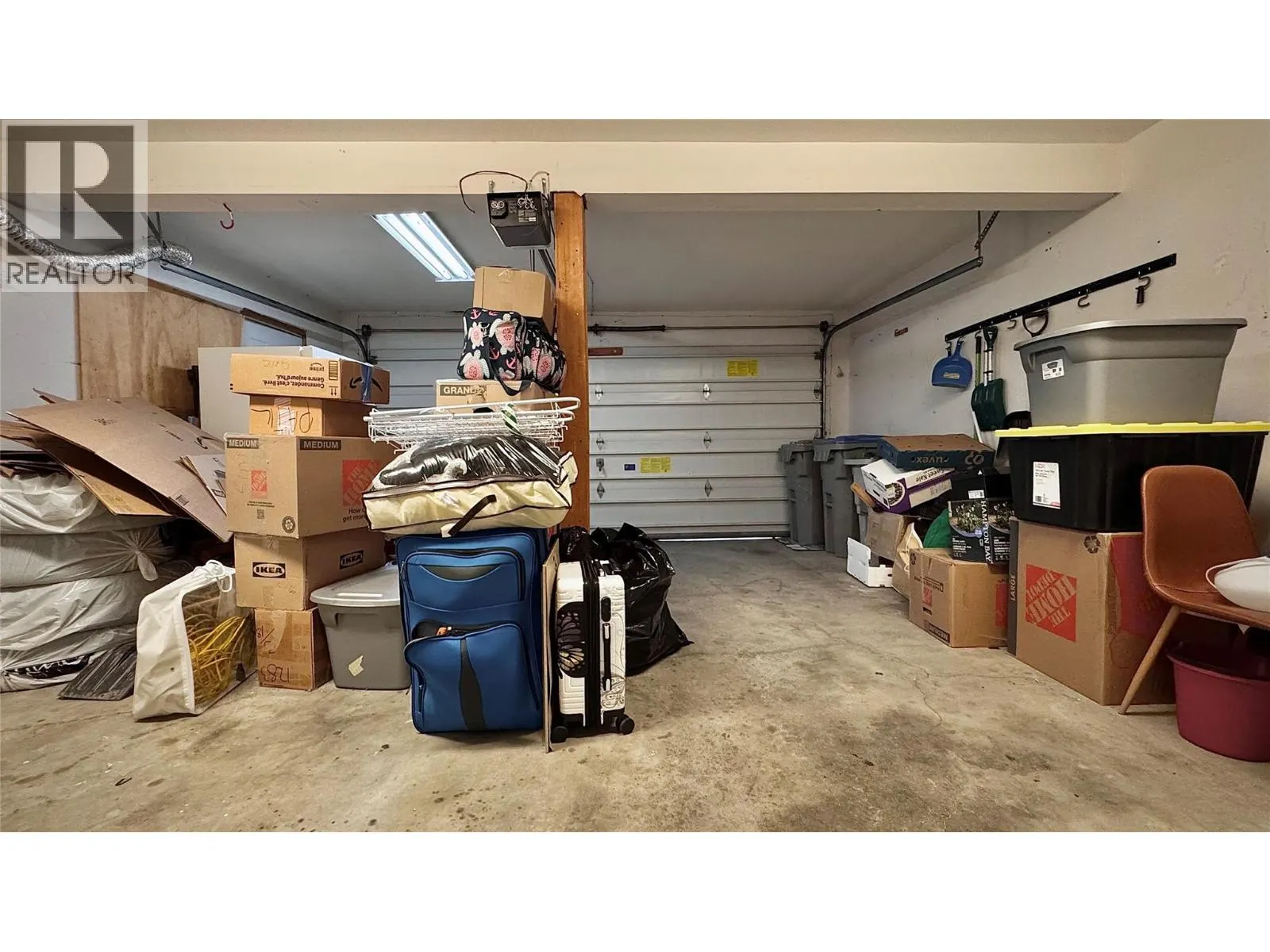 741 Dunrobin Drive
