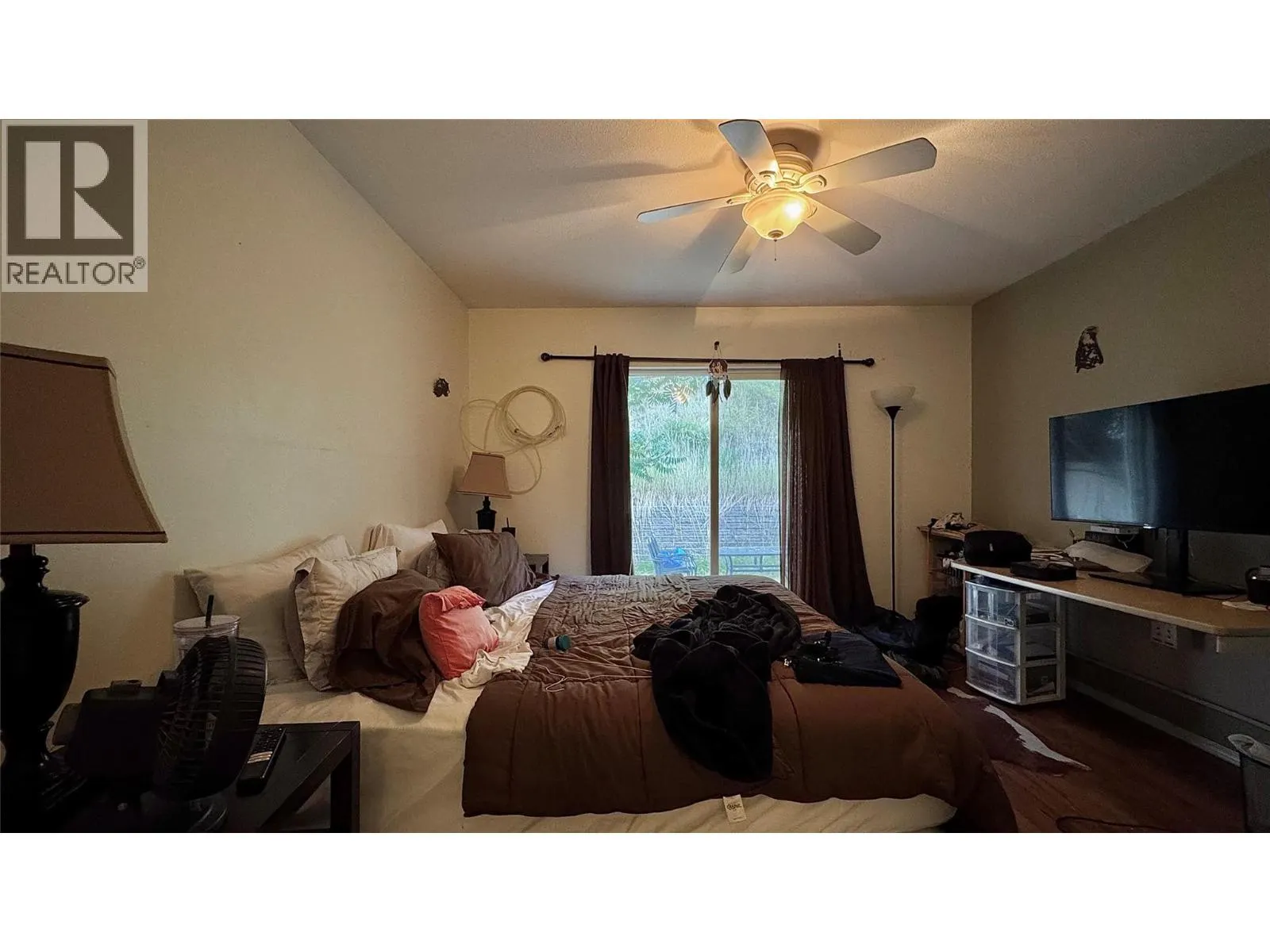 741 Dunrobin Drive