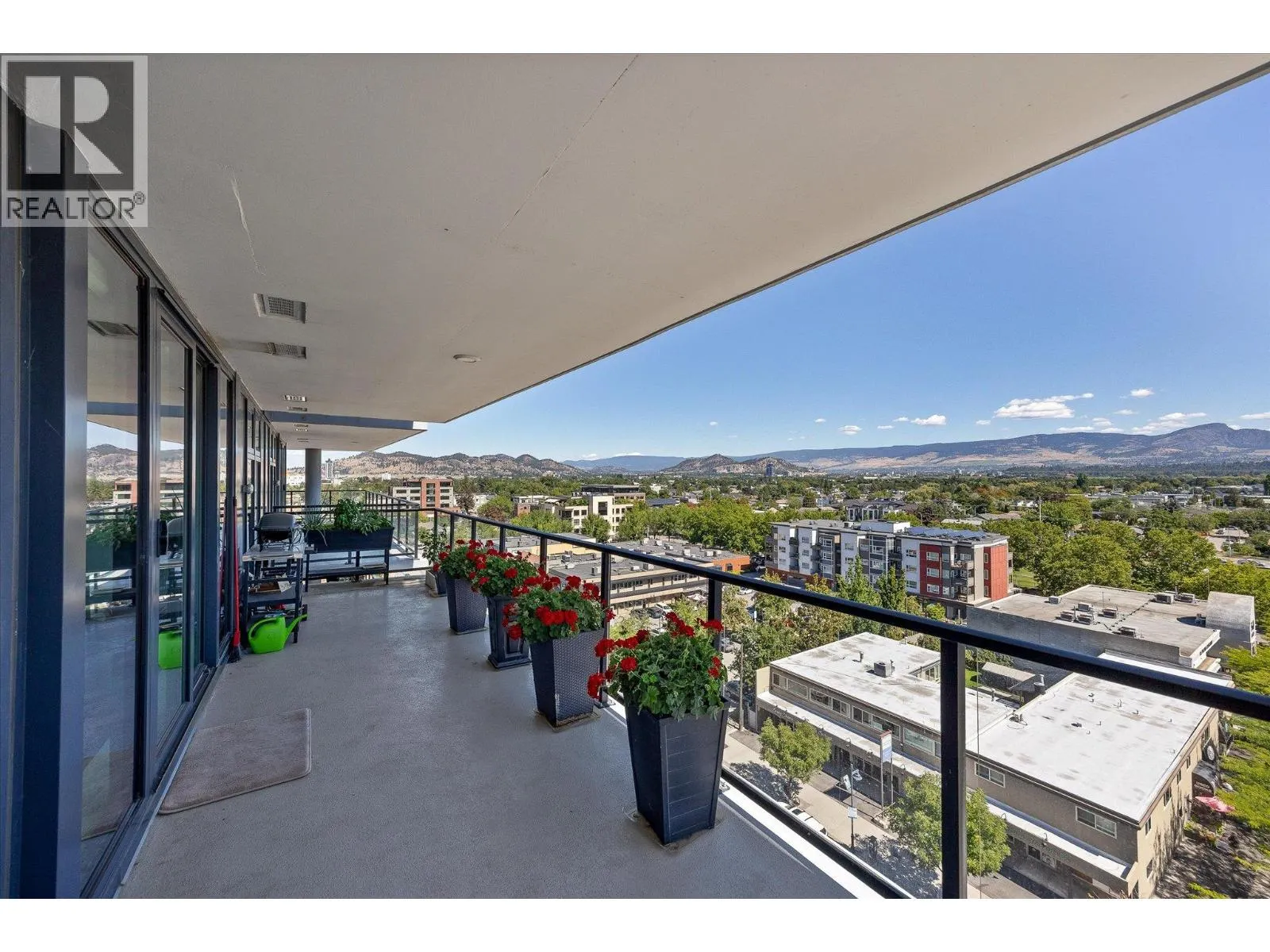 485 Groves Avenue Unit# 902 Lot# 902