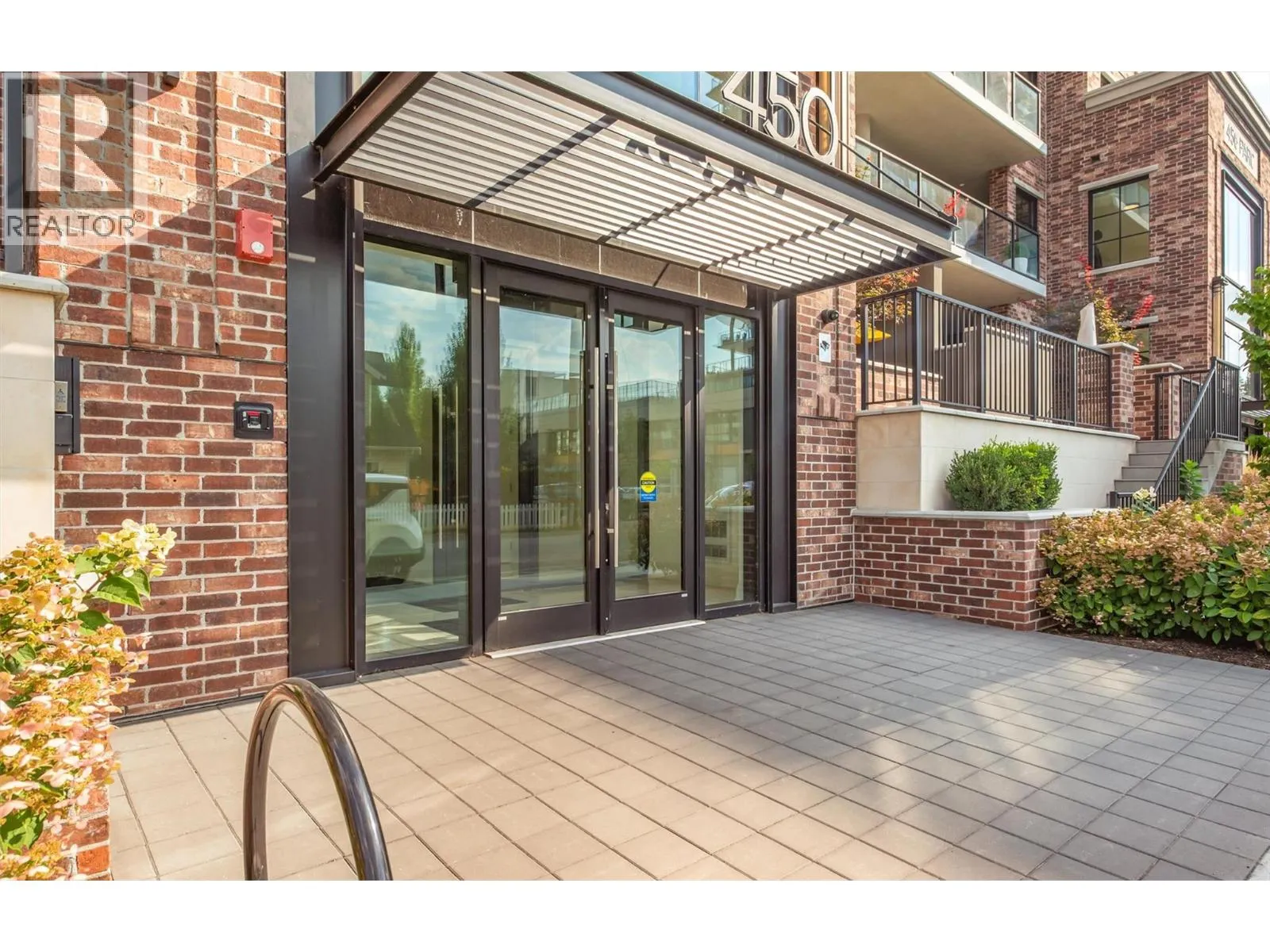 450 Groves Avenue Unit# 102