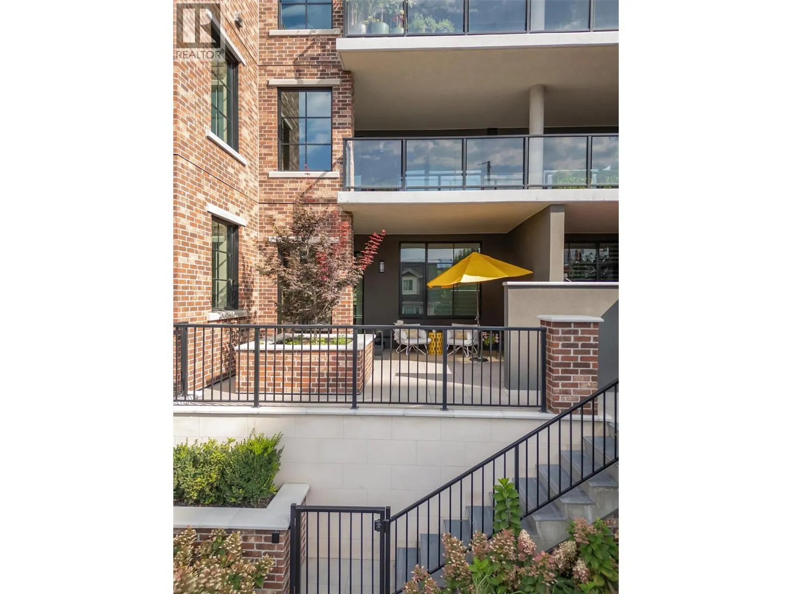 450 Groves Avenue Unit# 102