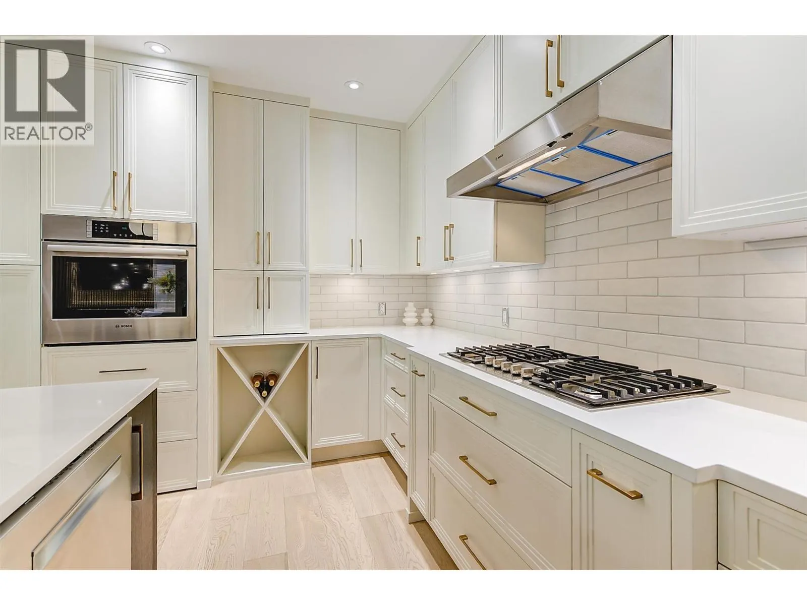 450 Groves Avenue Unit# 102