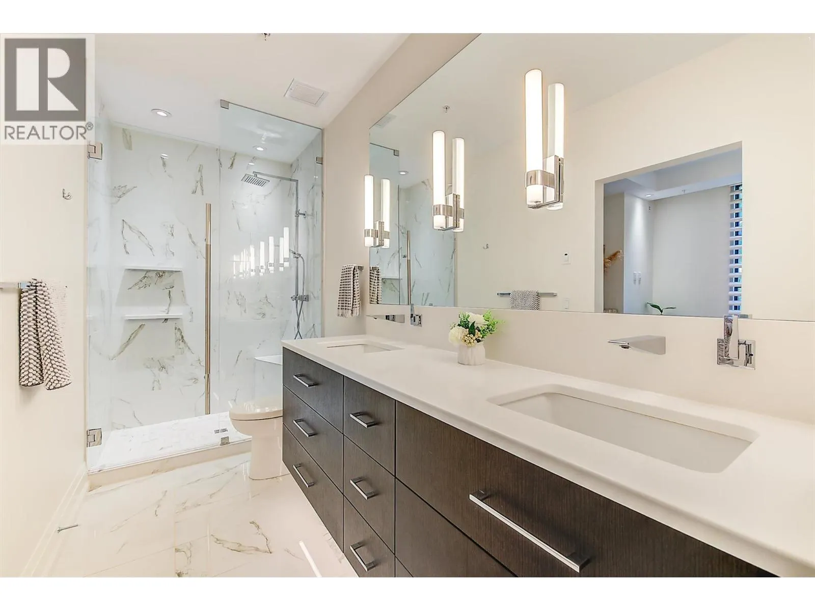 450 Groves Avenue Unit# 102