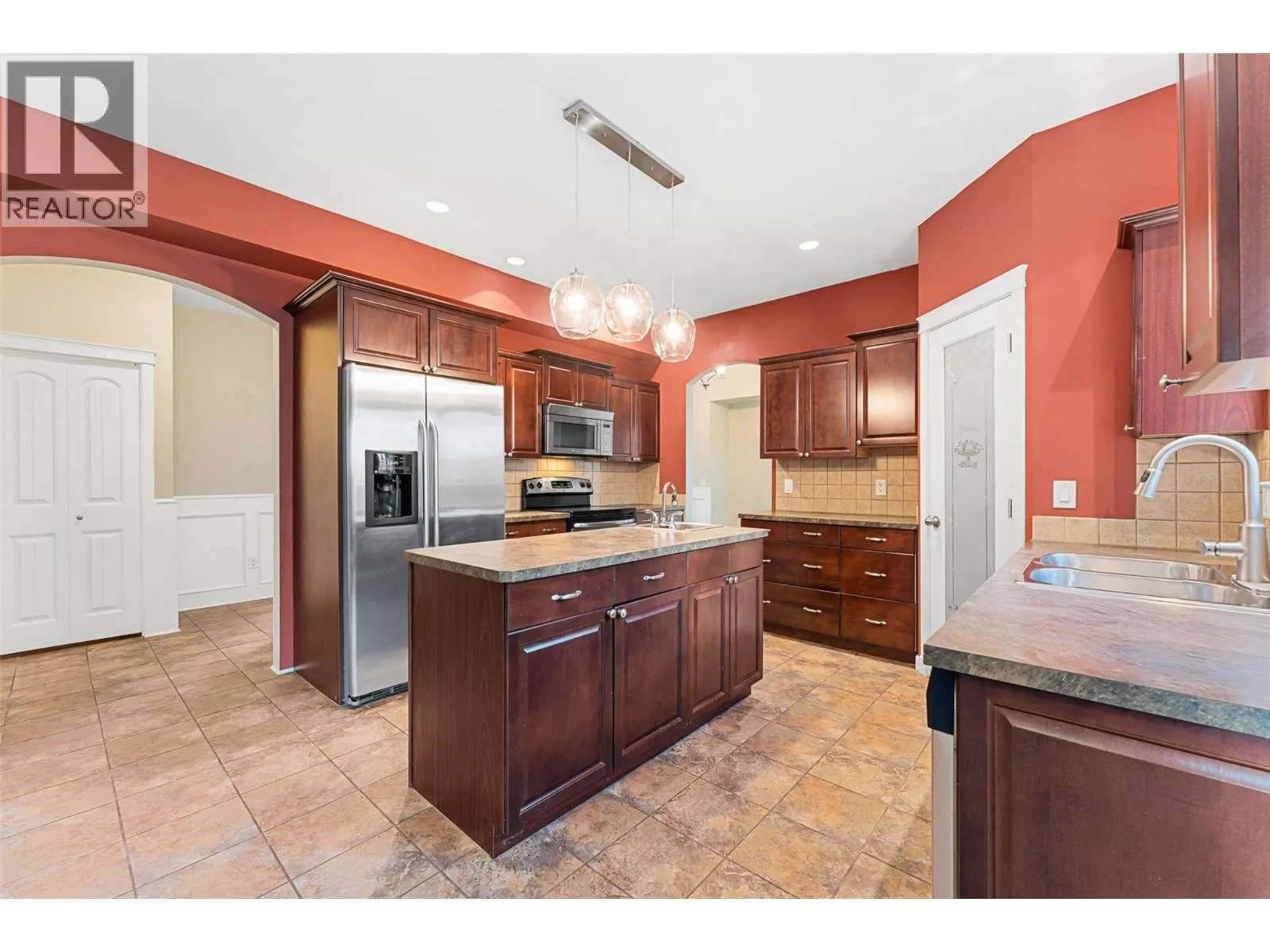 2828 Bentley Road