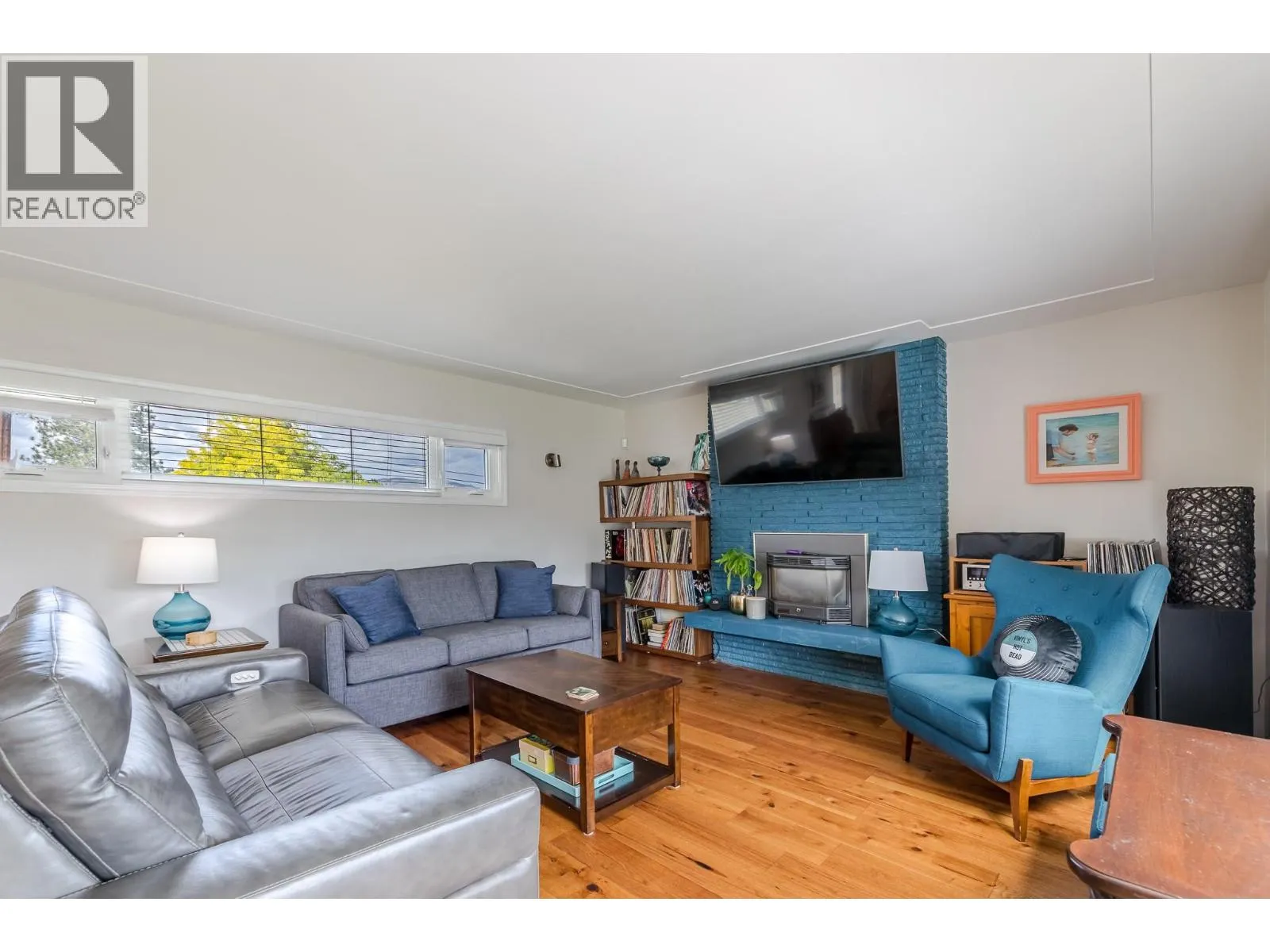 10903 BARCLAY Street