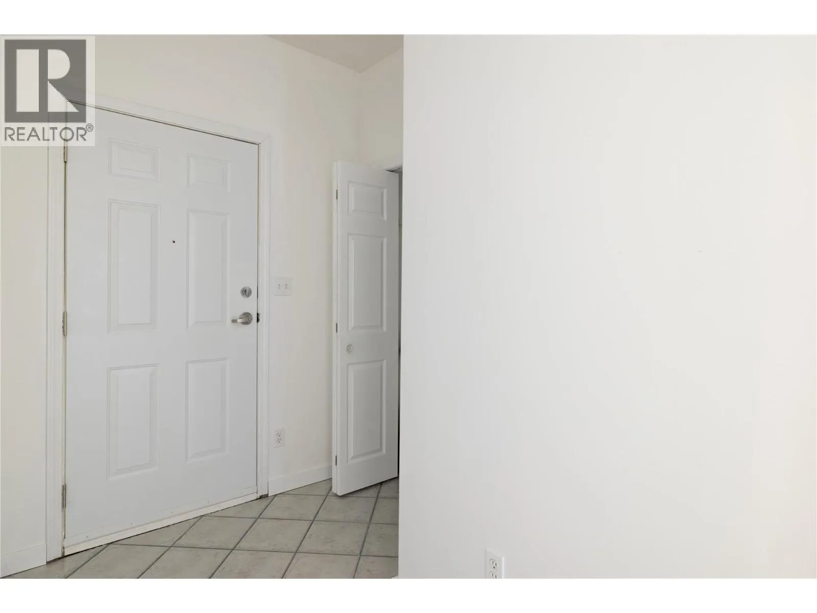 3900 Alexis Park Drive