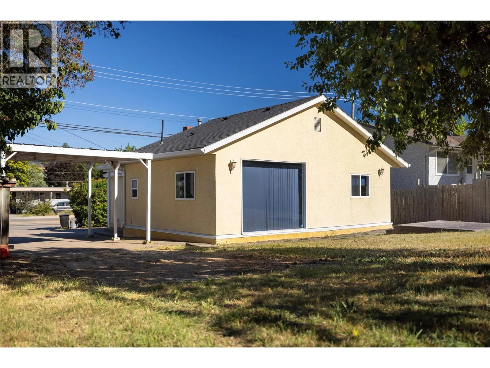 3900 Alexis Park Drive