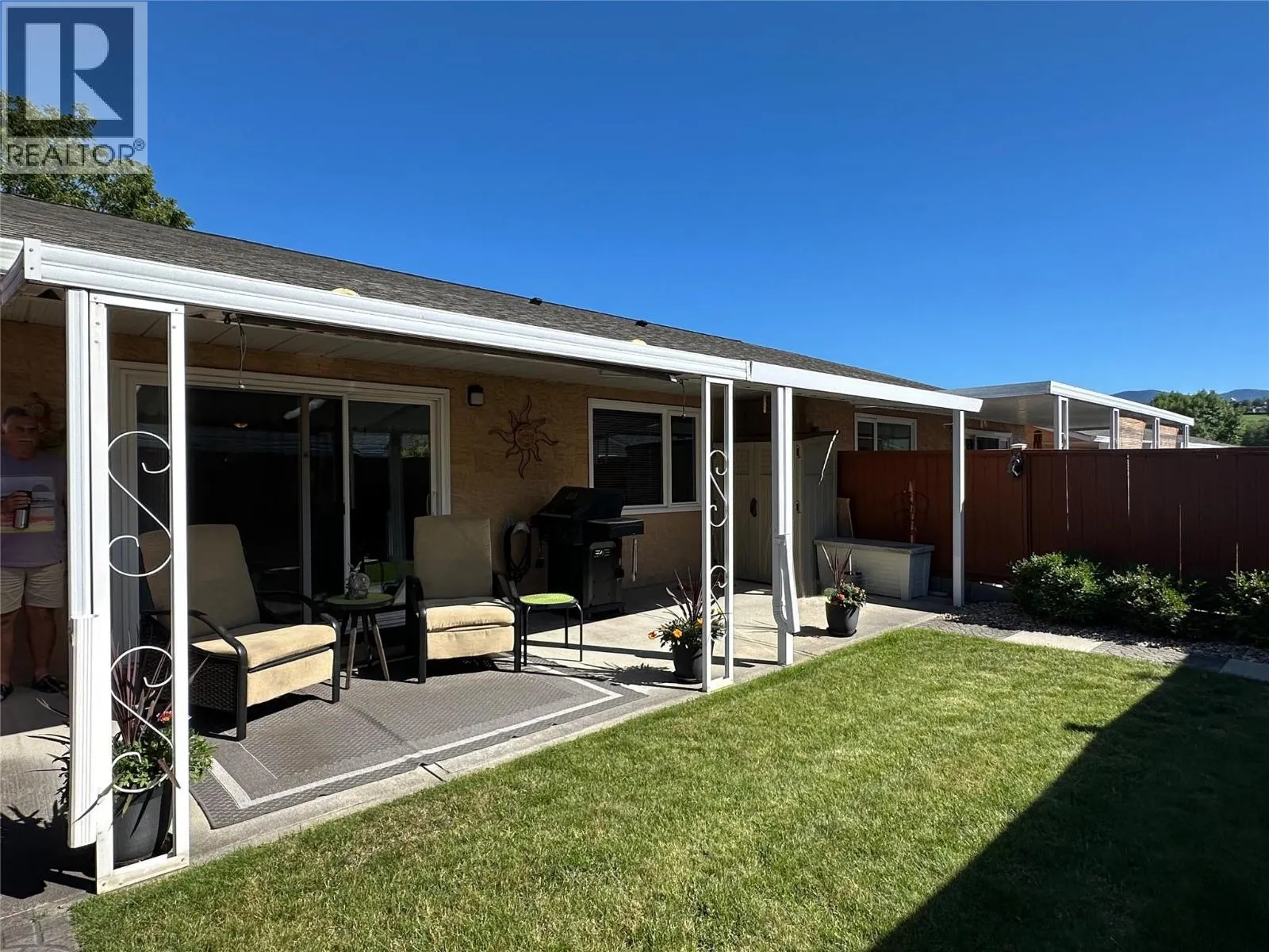 3806 27 Avenue Unit# 3