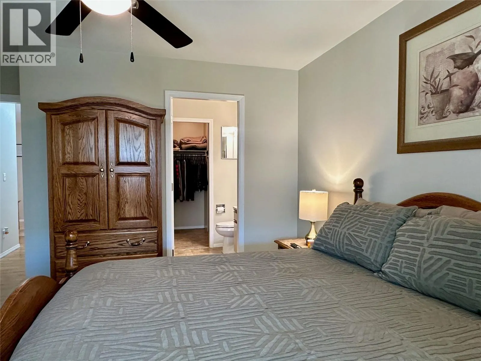 3806 27 Avenue Unit# 3