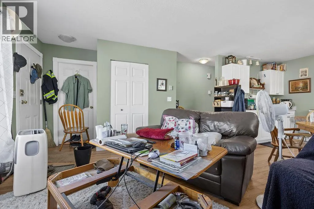 2306 39 Street Unit# 4