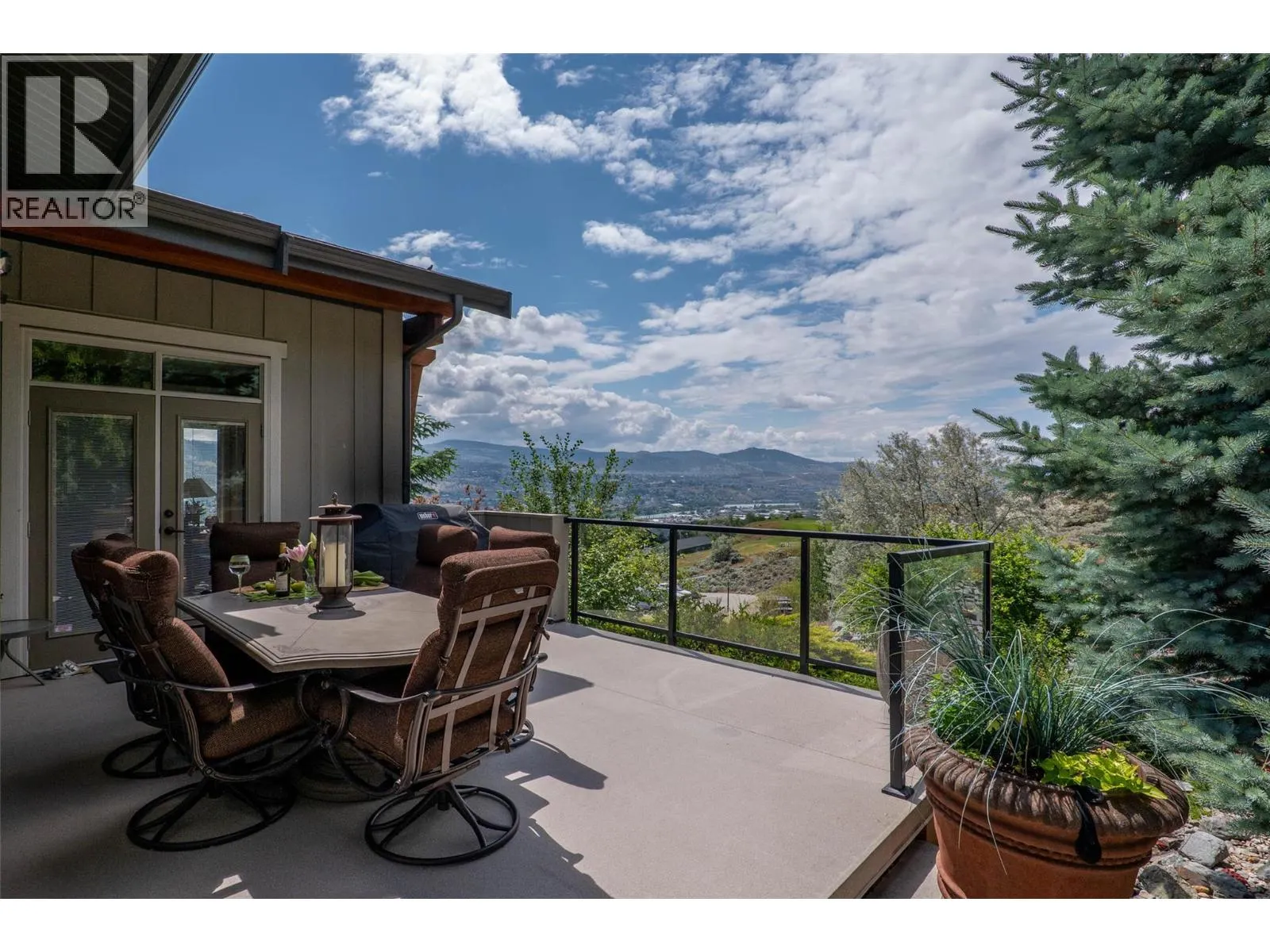1590 Golf Ridge Drive