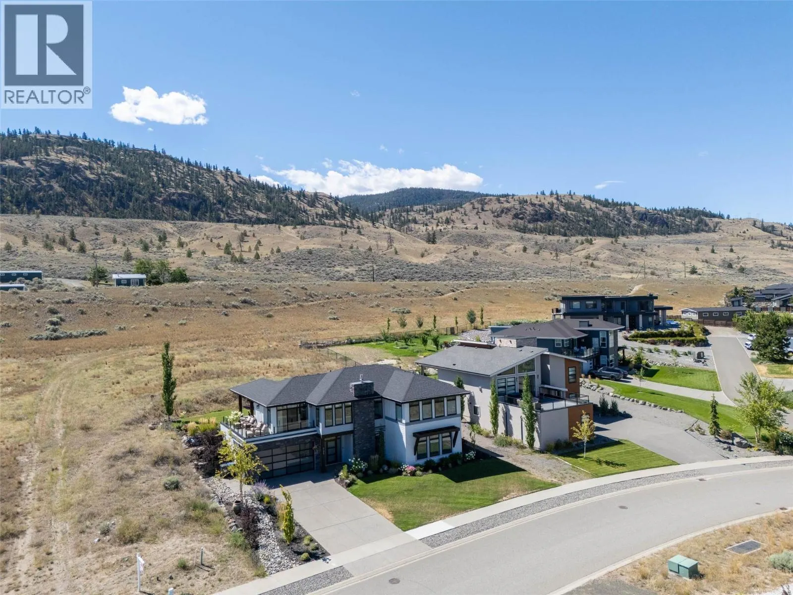 135 CAVESSON Way