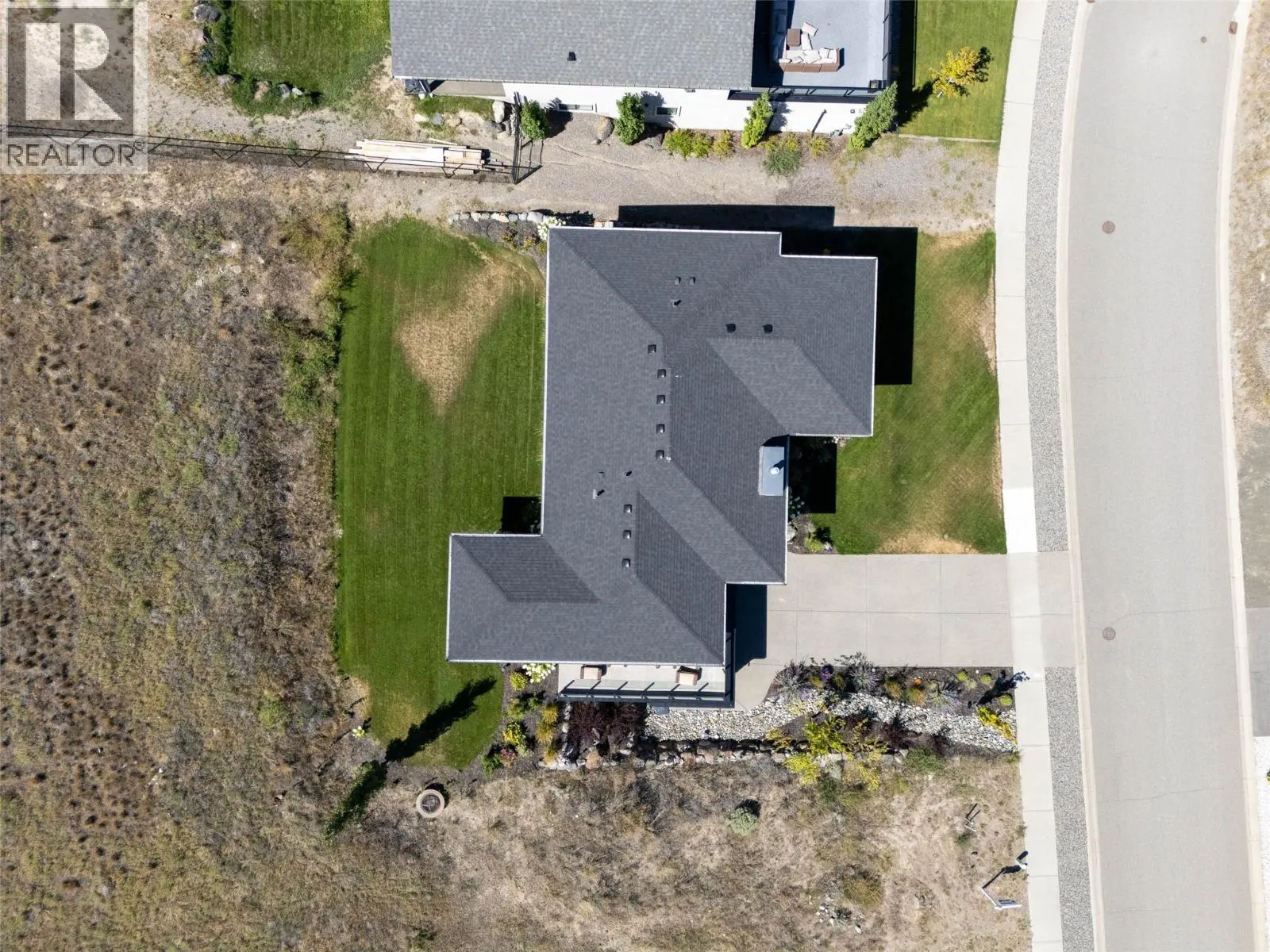 135 CAVESSON Way