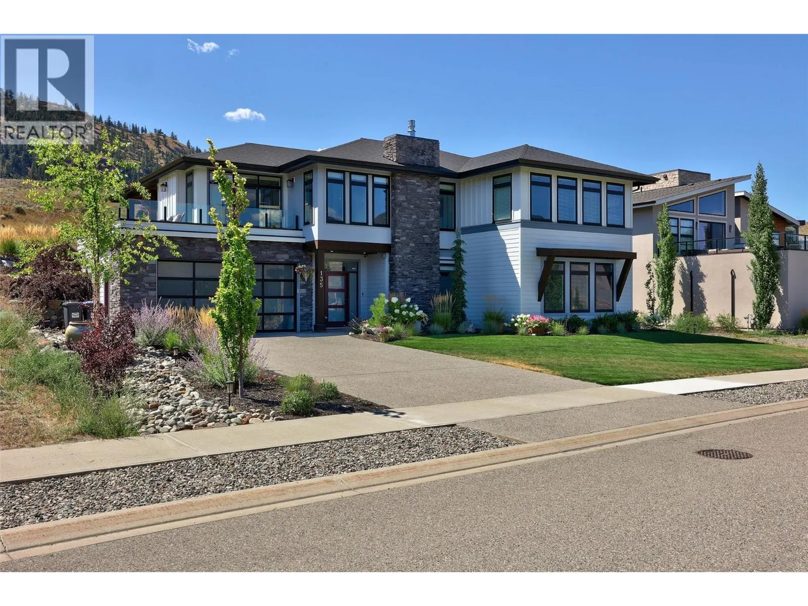 135 CAVESSON Way