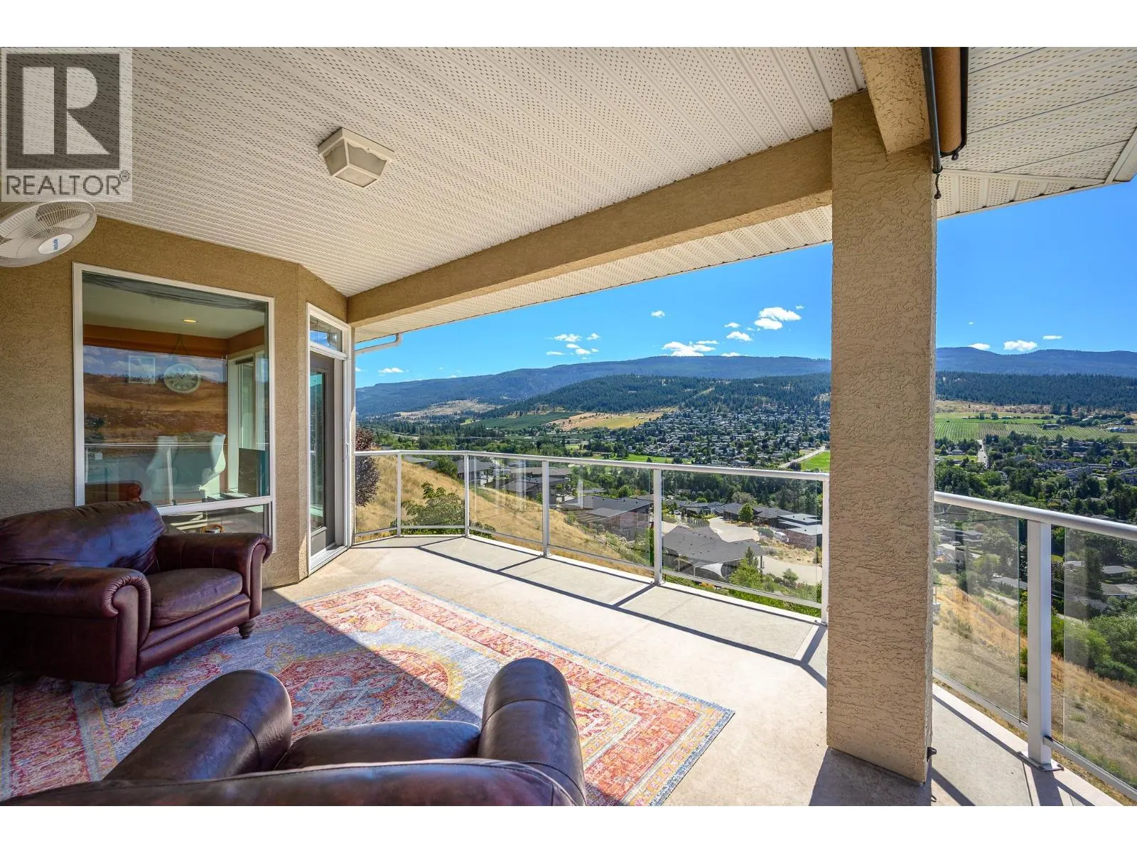 11 Bayview Heights