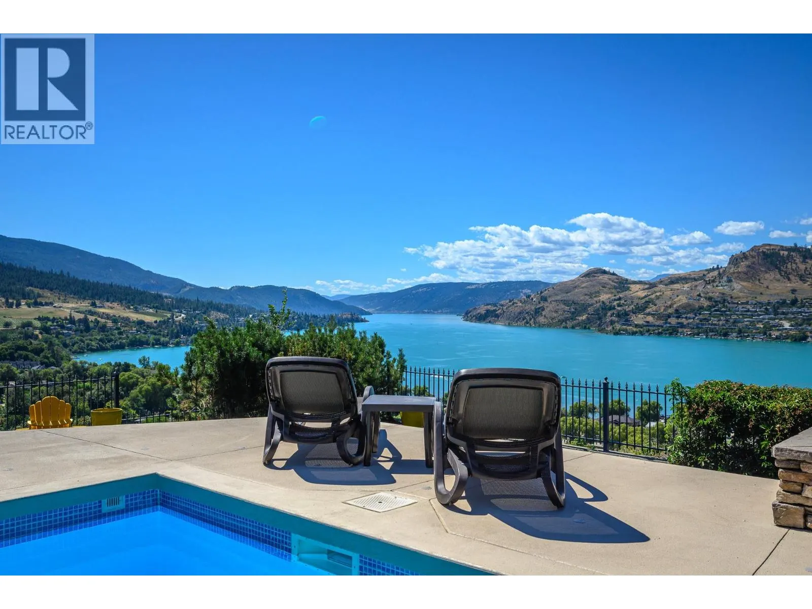 11 Bayview Heights