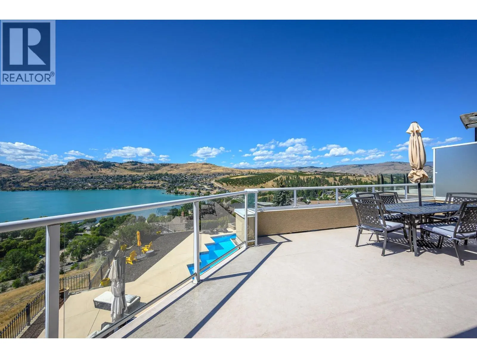11 Bayview Heights