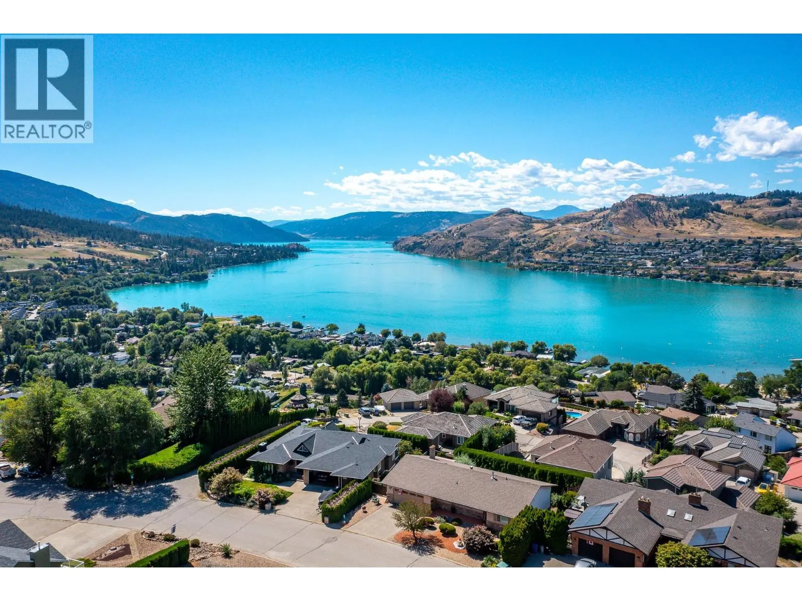 11 Bayview Heights
