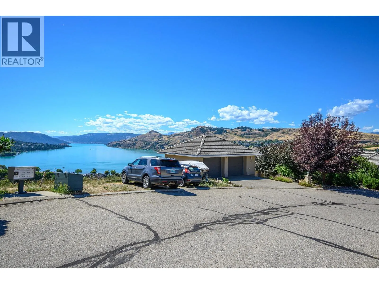 11 Bayview Heights
