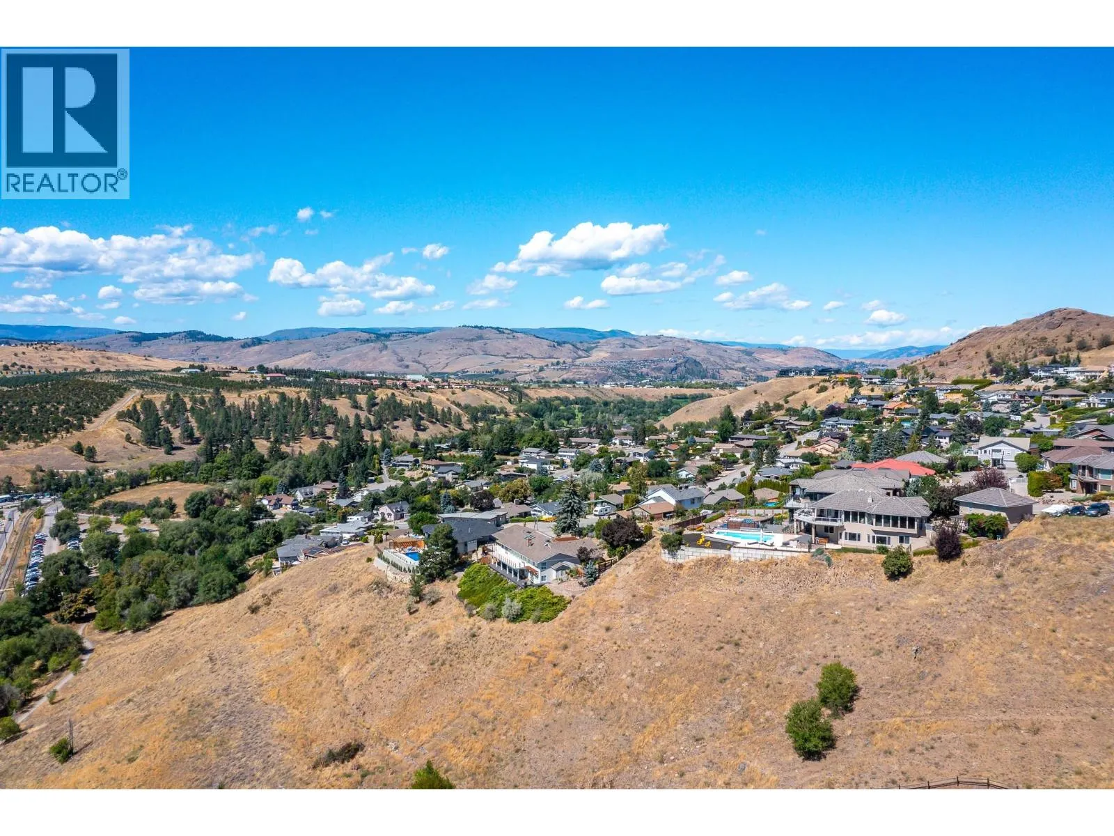 11 Bayview Heights