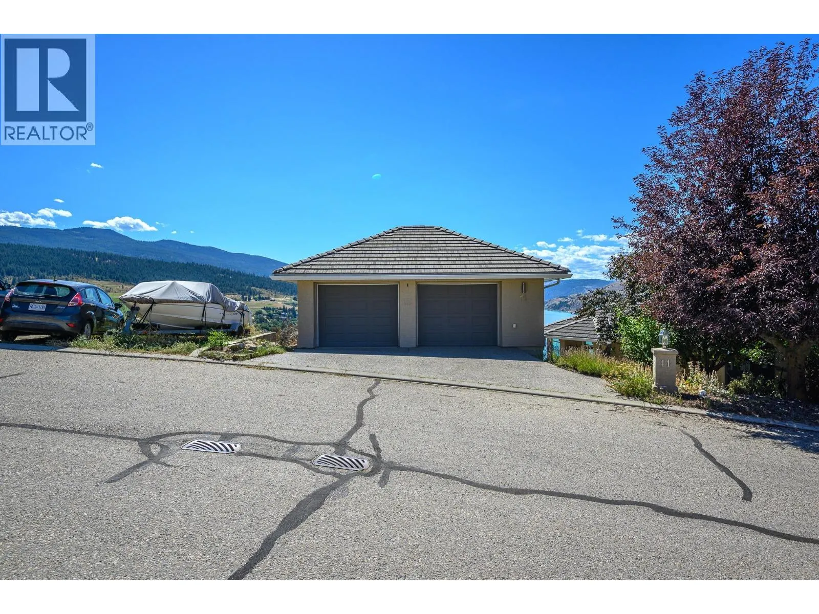 11 Bayview Heights
