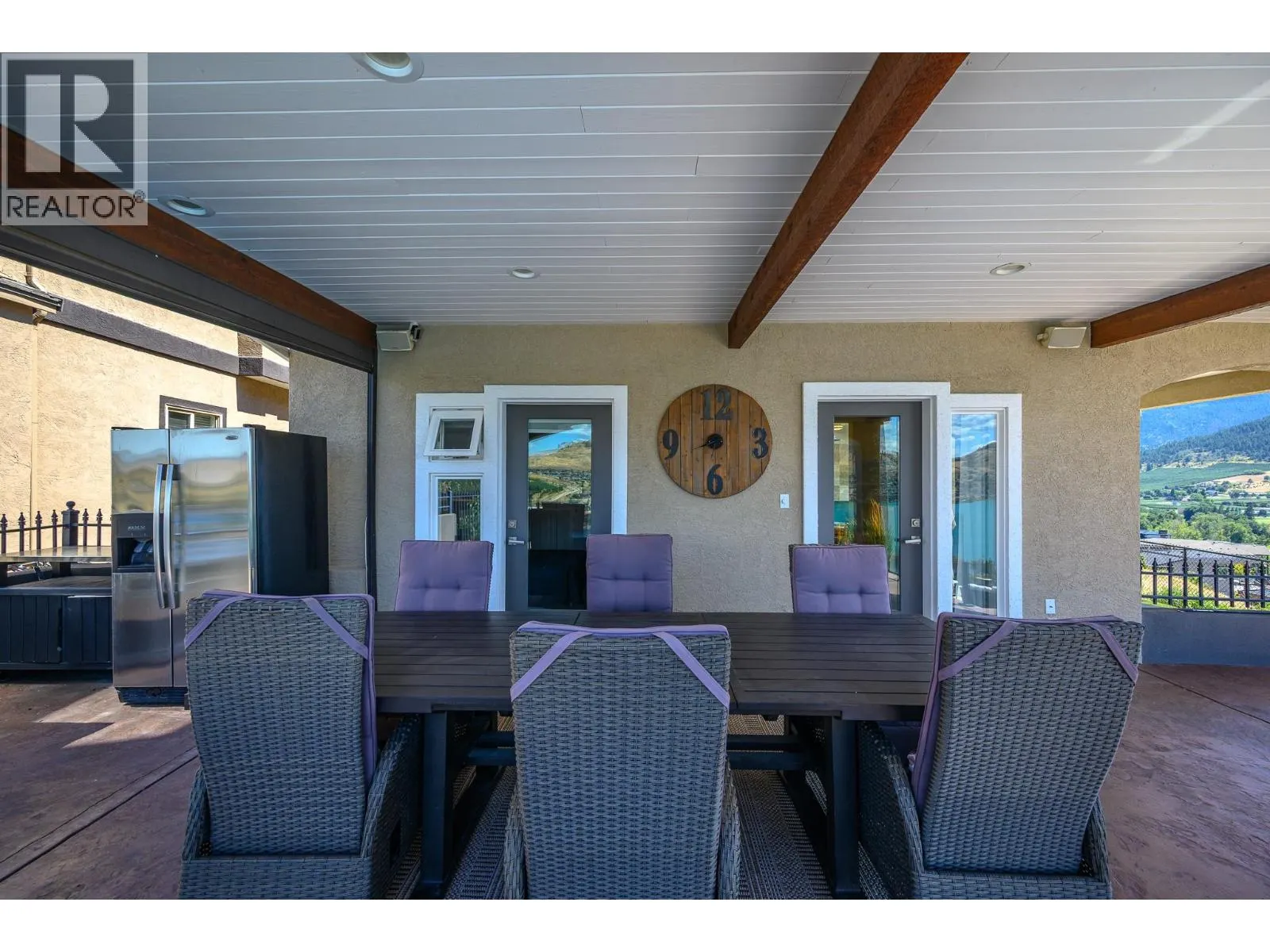 11 Bayview Heights