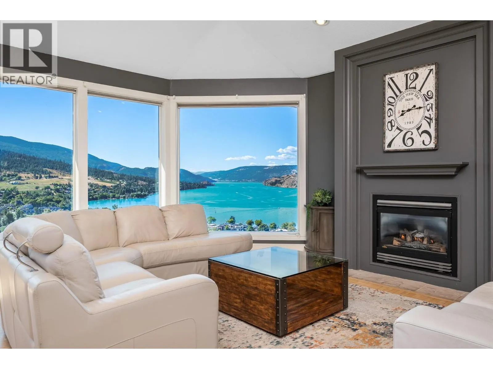 11 Bayview Heights